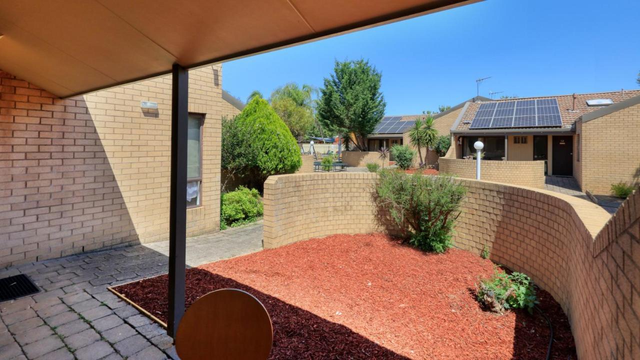 Aparthotel Executive Hideaway Benalla Zewnętrze zdjęcie